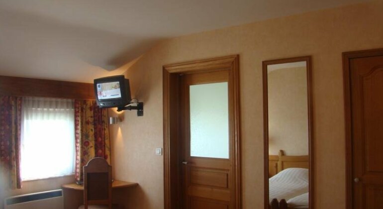 Hotel Brasserie N4 - Photo4