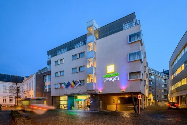 Holiday Inn Express Mechelen City Centre - Photo2