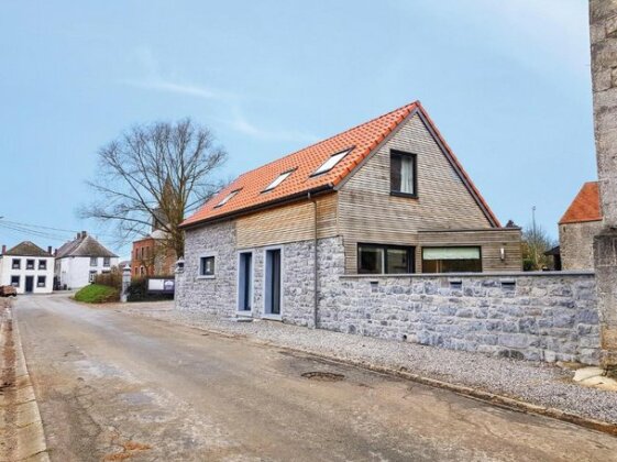 La petite maison dans la cour