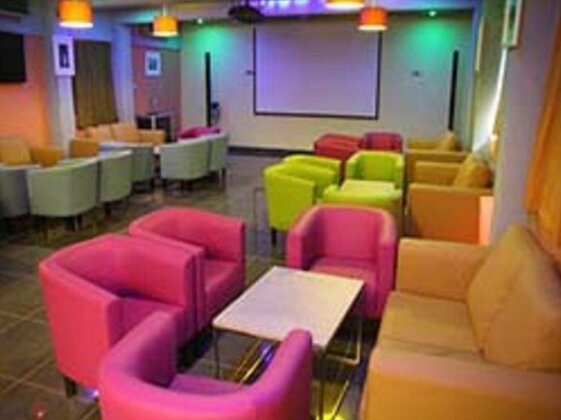 Hotel Sissiman - Photo2