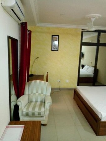 Sarada Lodge - Photo3