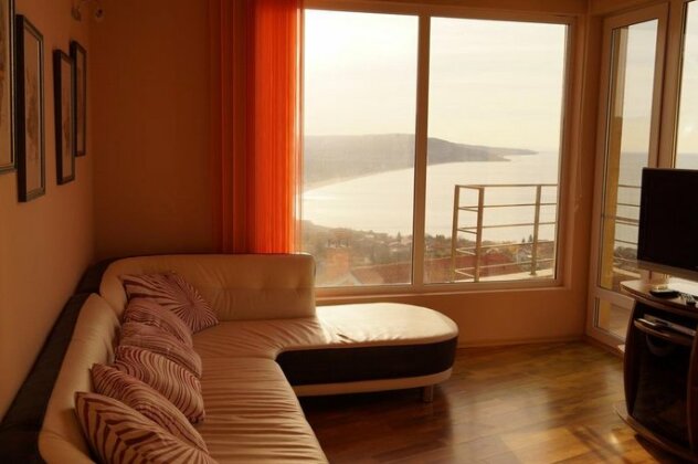 Sunshine Suite Balchik - Photo4