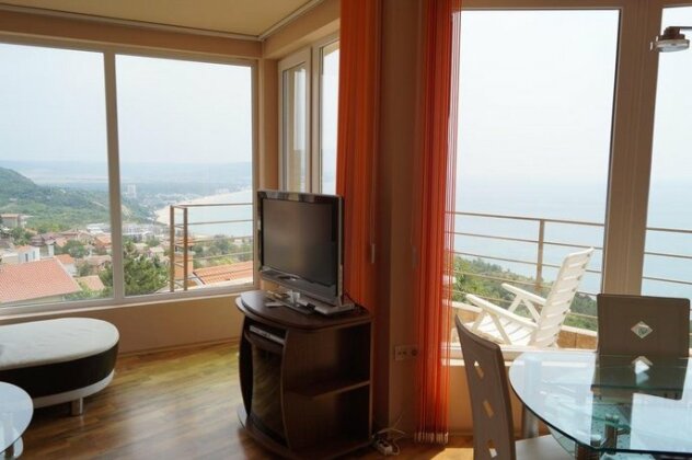 Sunshine Suite Balchik - Photo5