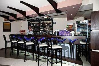 Belvedere Holiday Club - Photo3