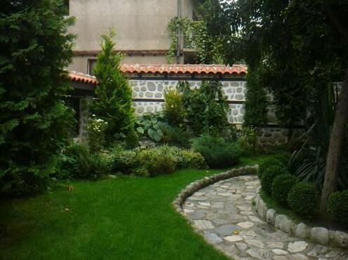 Family Hotel Tipik - Photo3