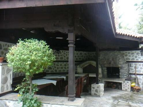 Family Hotel Tipik - Photo4