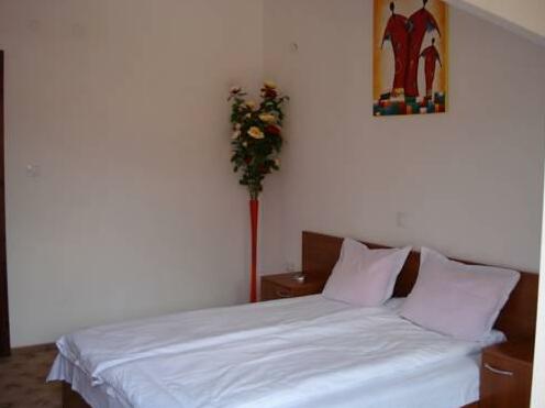 Guest Rooms Granat - Photo3