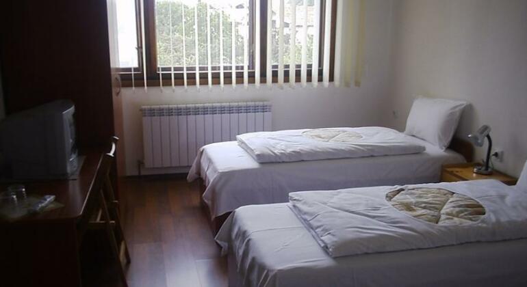 Stoyanova Guest House - Photo4