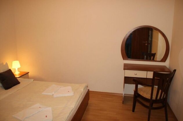 Flora Apartment 423 - Photo3