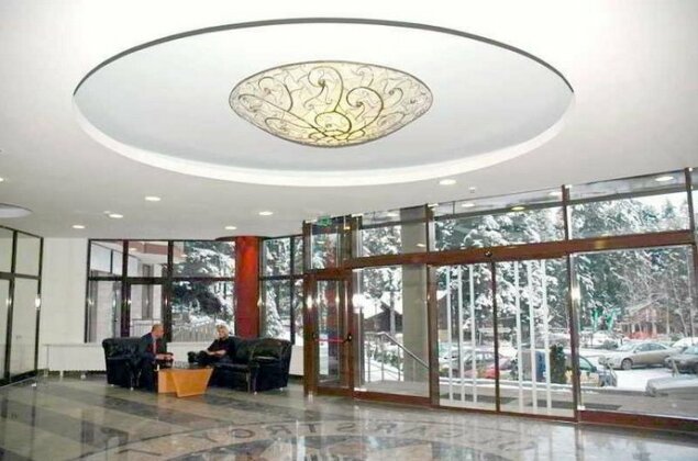 Persey Flora Apartments - Photo2