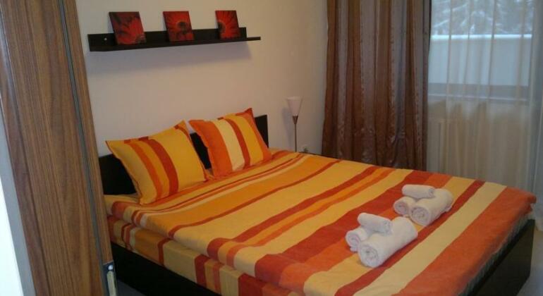 Persey Flora Apartments - Photo5