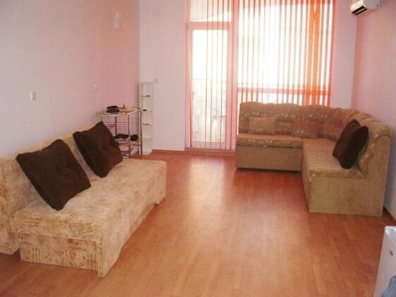 Apartment in Panchev complex - Photo4