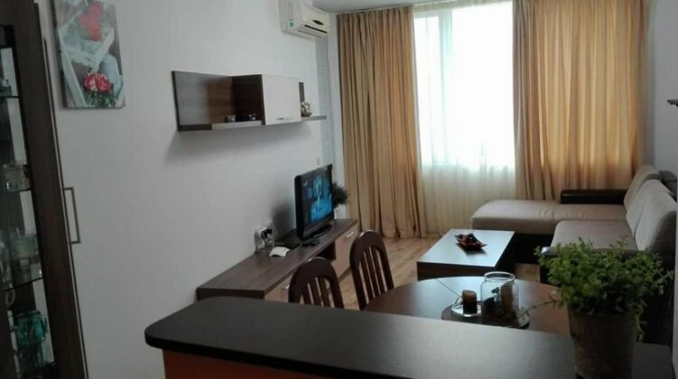 Apartment C23 - Sunny Island Complex - Photo2