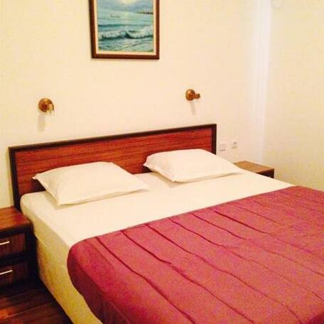 Complex Gradina - Photo3