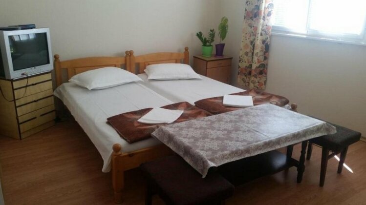Dimovi Guesthouse - Photo4