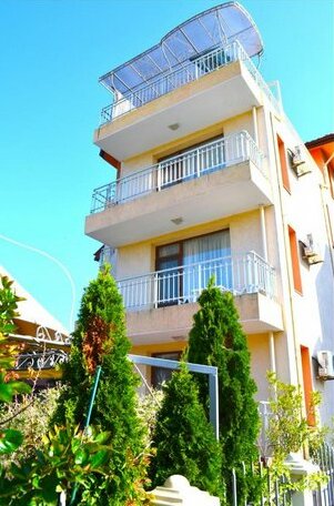 Guest House Petrovi - Photo2