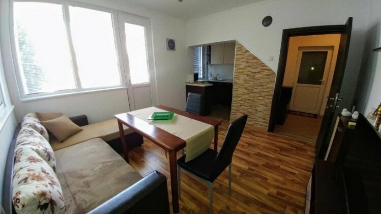 Single Apartment Elit - Photo2