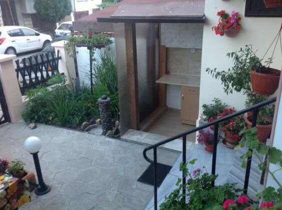 Stoevi Guest House - Photo2