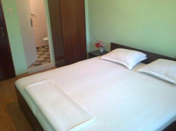 Stoyanovi Guest House - Photo2