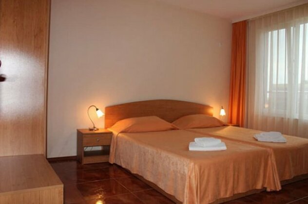 Topalovi Guest House Chernomorets - Photo4