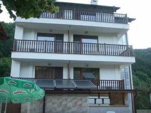 Guest House Orion - Photo3