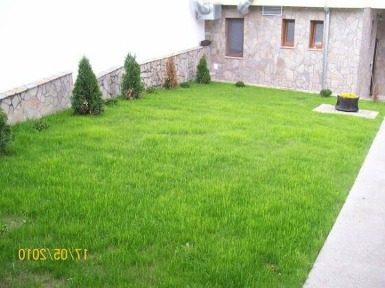 Hera Guest House - Photo2