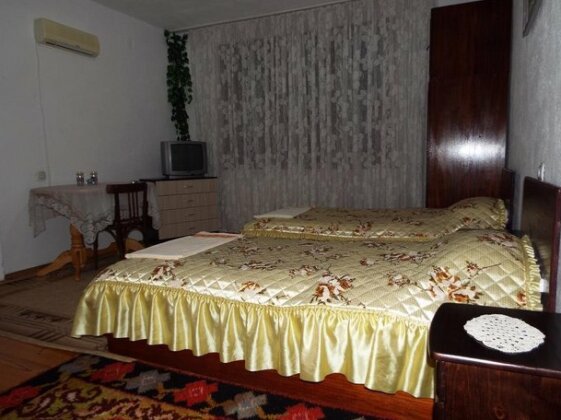 Albena Guest Rooms - Photo3