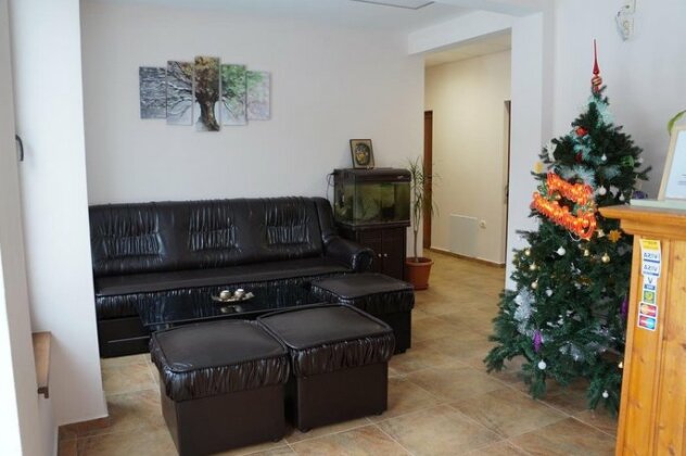 Family Hotel KrisBo - Photo3