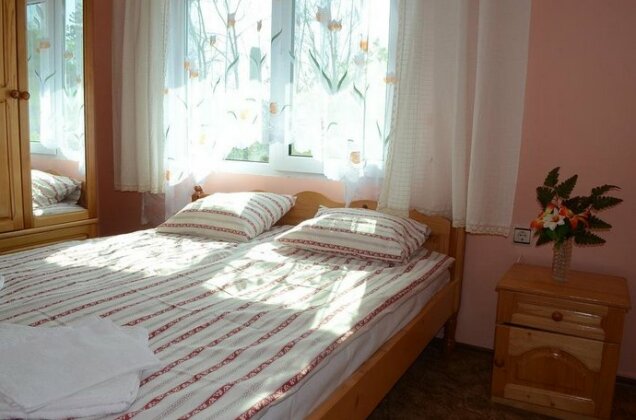 Uniketa - Photo4