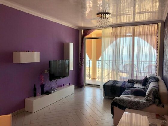 Elenite Beachfront Apartment - Photo2