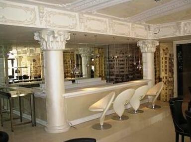Royal Castle Design & SPA - Photo5