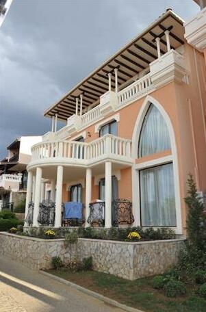Royal Villas Elenite - Photo3