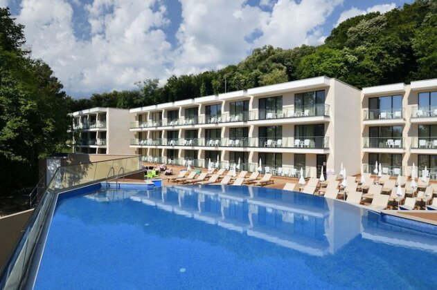 grifid hotel foresta golden sands