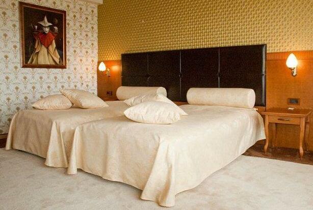 Hissar Spa Hotel - Photo3