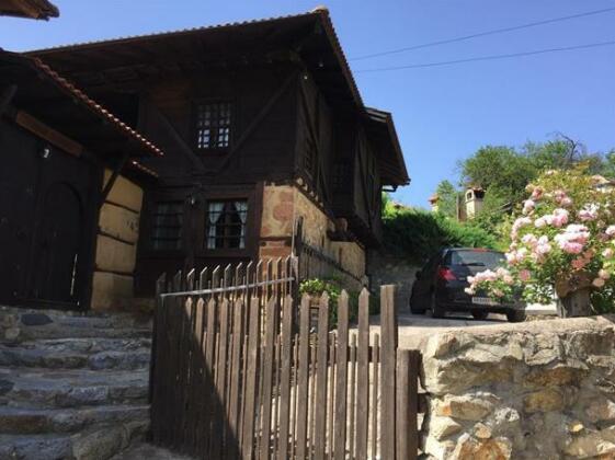Choksheva house