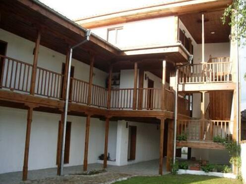 Tsutsovi House - Photo3