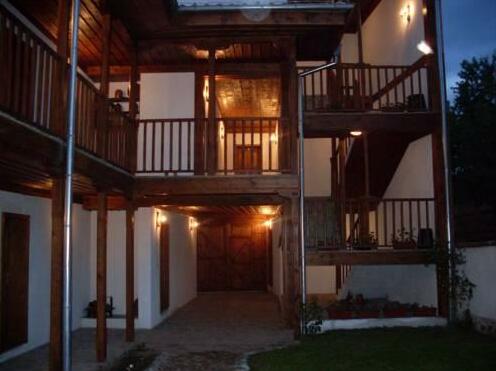 Tsutsovi House - Photo4