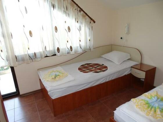 Guest House Rositsa Kiten - Photo3