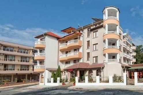 Hotel Briz Kiten - Photo2