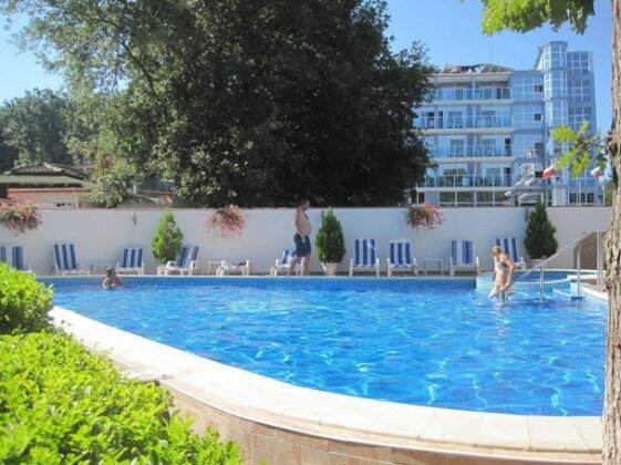 Hotel Lotos Kiten - Photo3