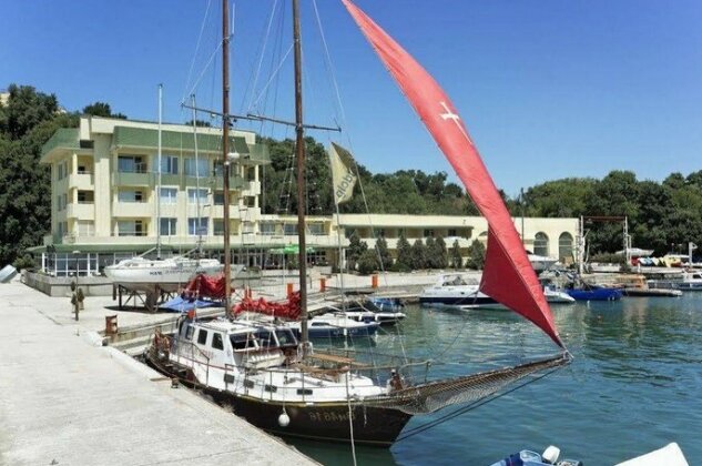 Hotel Marina Kiten - Photo2