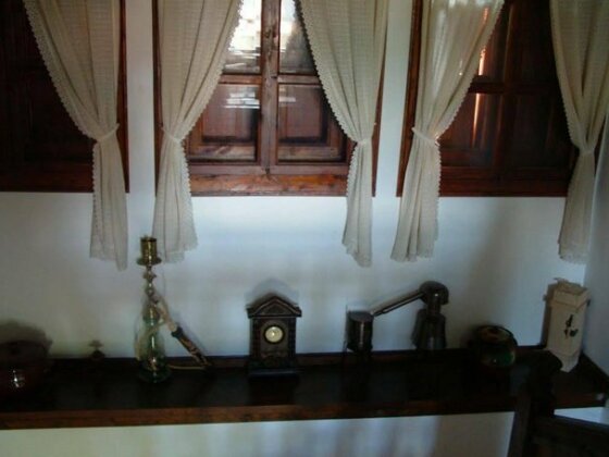 Hadji Neikovi Guest Houses - Photo4