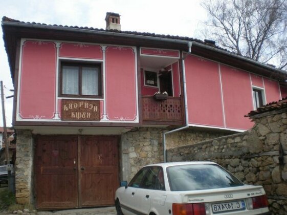 Nenchova Guest House