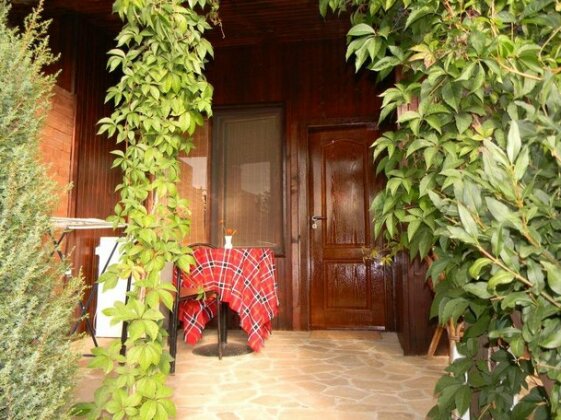 Letuga Holiday Home - Photo2