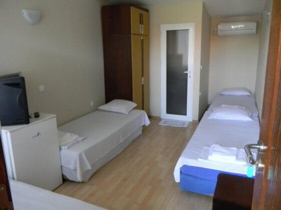 Letuga Holiday Home - Photo3