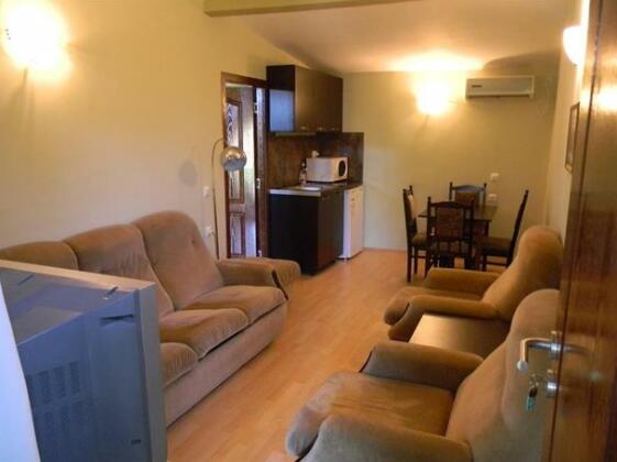 Letuga Holiday Home - Photo4