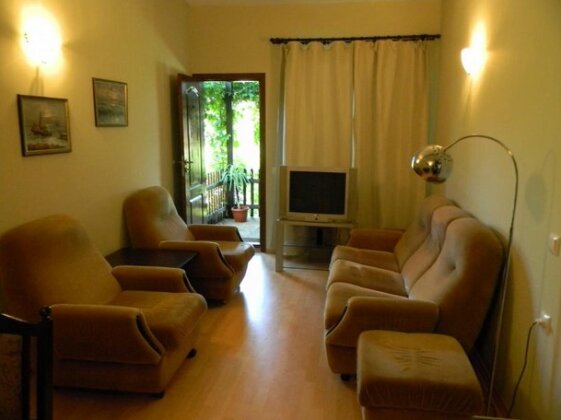 Letuga Holiday Home - Photo5