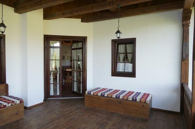 Kanina Guesthouse - Photo2