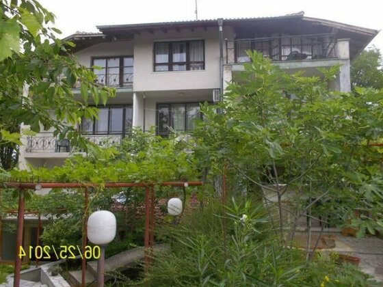 Guest House Mano - Photo2