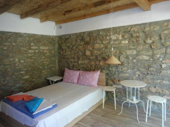 Granichar 3 Surfa - Photo2
